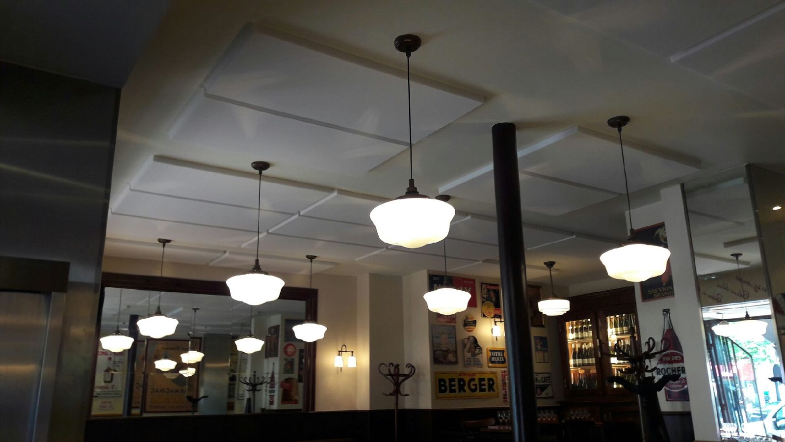 Panneaux acoustiques Soft Comfort collés – restaurant Le Bœuf Maillot